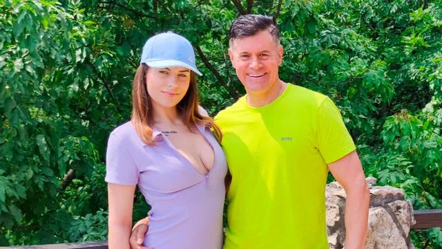 Mia Rose X'in Köpek Pozisyonu ve Sikiş