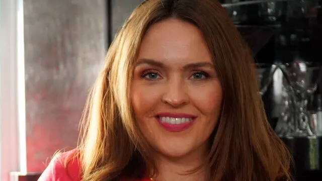 Krissy Lynn'in Striptiz ve Seks Performansı ile Sikiş