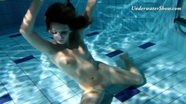 Admirable Dame'in Porno ve Solo Seks Sahnesi