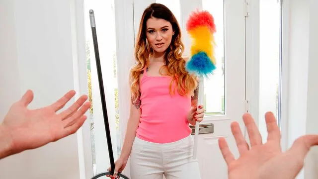 Misha Cross'un Derin Boğaz ve Oral Seks Sahnesi