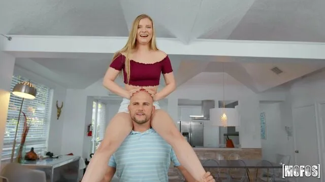 Sarışın Harlow West'in oral ve sikiş tutkusu