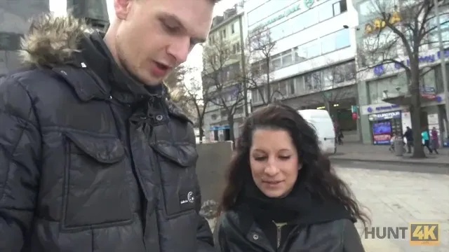 Çek Genç Kızın Kocasını Aldatan Sert Sikiş