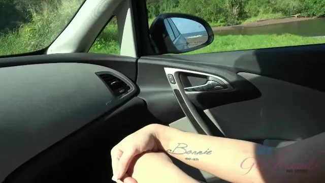 Bailey Brooke'in Sevgilisiyle Sakso ve Seks Sevişmesi