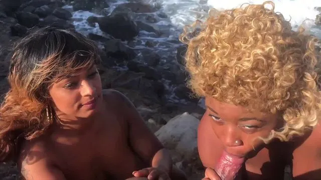 Porsha Carrera ve Don Whoe ile Çift Sakso Seks Videosu