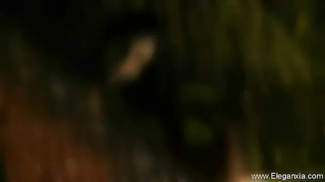 Hint Güzelin Halka Açık Seks ve Sikiş