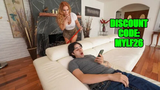 Sheena Ryder ve Christie Stevens'in Olgun Kadınların Sert Seks ve Anal Sikiş