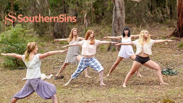 Chloe B ve Kim Cums'in Lezbiyen Seks Sahnesi